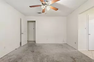 3950 Cypress Wood Ct, Fort Worth, TX 76133 - Photo 21