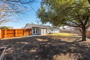 2201 Wildbriar Dr, Arlington, TX 76014 - Photo 21