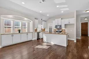 508 Lakeview Dr, Alvarado, TX 76009 - Photo 7