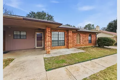 816 Midcreek Drive, Euless, TX 76039 - Photo 3