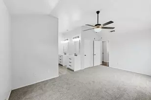 816 Midcreek Dr, Euless, TX 76039 - Photo 11