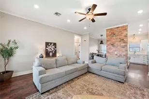 1130 N Lone Star Pkwy, McGregor, TX 76657 - Photo 7