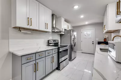 348 Thompson Street, Fort Worth, TX 76134 - Photo 5