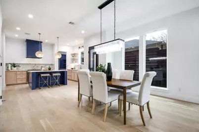 805 S Glasgow, Dallas, TX 75223 - Photo 11