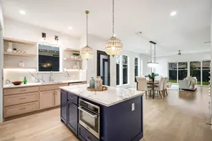 805 S Glasgow, Dallas, TX 75223 - Photo 17