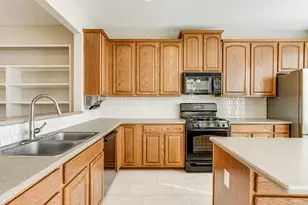 449 Busher Dr, Lewisville, TX 75067 - Photo 11