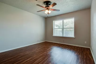 1728 Stonegate Drive, Denton, TX 76205 - Photo 3