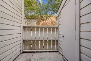 9600 Royal Ln, Dallas, TX 75243 - Photo 33