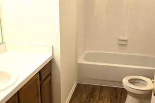 1802 Berkeley Dr, Glenn Heights, TX 75154 - Photo 9