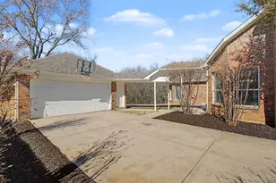 4706 Coventry Ln, Arlington, TX 76017 - Photo 33