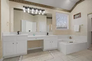 4706 Coventry Ln, Arlington, TX 76017 - Photo 21