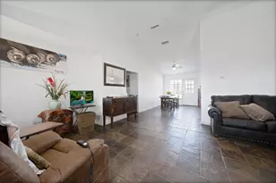 358 E Pecan St, Waxahachie, TX 75165 - Photo 7