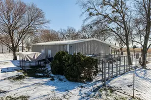 358 E Pecan St, Waxahachie, TX 75165 - Photo 25