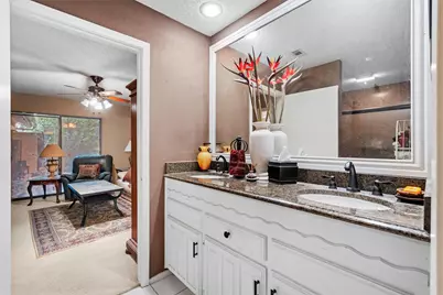 2000 Shadow Ridge Drive, Arlington, TX 76006 - Photo 15