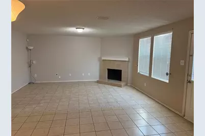 2011 Cap Rock Lane, Grand Prairie, TX 75052 - Photo 3