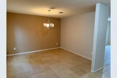 2011 Cap Rock Lane, Grand Prairie, TX 75052 - Photo 5