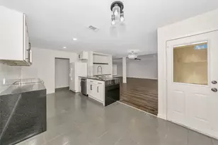 1105 Tulane Dr, Arlington, TX 76012 - Photo 11