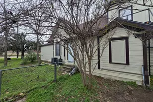 322 Capps St, Marlin, TX 76661 - Photo 29