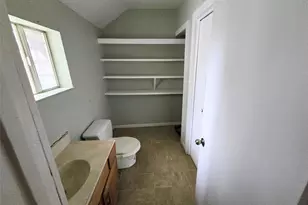 322 Capps St, Marlin, TX 76661 - Photo 17