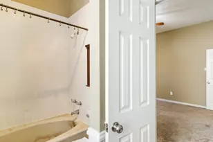 5437 Meadow Vista Ln, Garland, TX 75043 - Photo 21