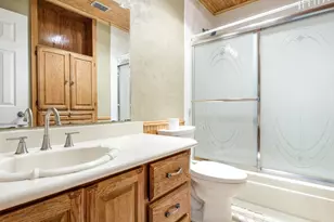 5437 Meadow Vista Ln, Garland, TX 75043 - Photo 23