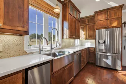 2701 Alta Vista Court, Granbury, TX 76049 - Photo 15