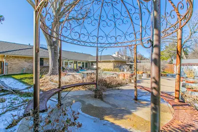 1112 Spring Lake Drive, Duncanville, TX 75137 - Photo 37