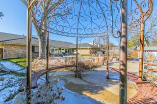 1112 Spring Lake Dr, Duncanville, TX 75137 - Photo 37