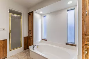 1112 Spring Lake Dr, Duncanville, TX 75137 - Photo 21