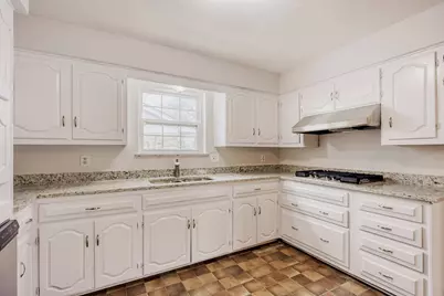 718 Devonshire Drive, Richardson, TX 75080 - Photo 11