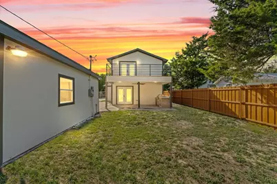 814 Turner Avenue, Dallas, TX 75208 - Photo 39