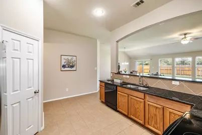 5640 Lincolnwood Drive, Prosper, TX 75078 - Photo 5