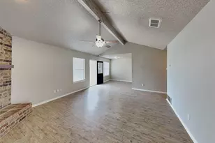 1300 N Creek Dr, Saginaw, TX 76179 - Photo 3