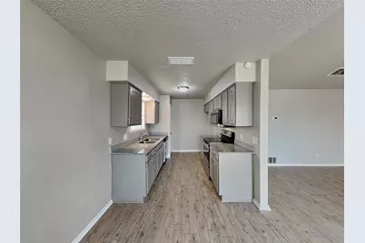 1300 N Creek Drive, Saginaw, TX 76179 - Photo 7