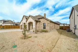 3024 Capital Hill Dr, Burleson, TX 76028 - Photo 3