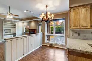 6130 Walnut Hill Ln, Dallas, TX 75230 - Photo 11