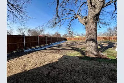 802 S Medora Street, Terrell, TX 75160 - Photo 29