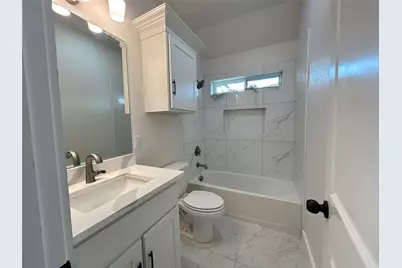 802 S Medora Street, Terrell, TX 75160 - Photo 9