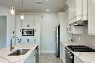 802 S Medora St, Terrell, TX 75160 - Photo 17