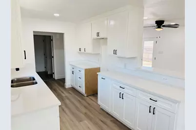 9009 Fairhaven Lane, Dallas, TX 75227 - Photo 13