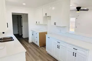 9009 Fairhaven Ln, Dallas, TX 75227 - Photo 13