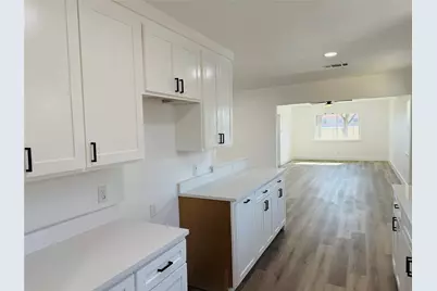 9009 Fairhaven Lane, Dallas, TX 75227 - Photo 9