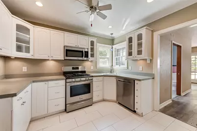 4616 Calmont Avenue, Fort Worth, TX 76107 - Photo 11