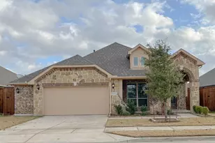 1205 Roadrunner Dr, Little Elm, TX 75068 - Photo 1