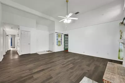 139 Kingsbridge Drive, Garland, TX 75040 - Photo 7