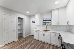 10204 San Juan Ave, Dallas, TX 75228 - Photo 9