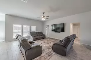 744 Stone Eagle Dr, Azle, TX 76020 - Photo 5