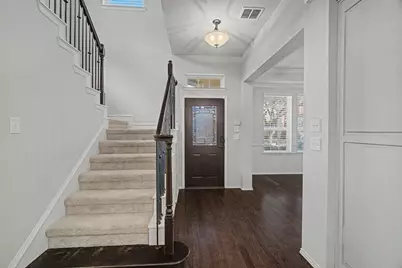 228 Buckingham Avenue, Euless, TX 76040 - Photo 5