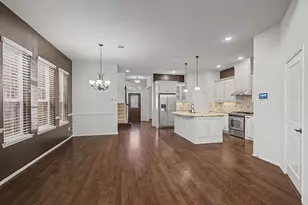 228 Buckingham Ave, Euless, TX 76040 - Photo 9