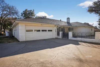 6425 Heidelburg Court, North Richland Hills, TX 76180 - Photo 5
